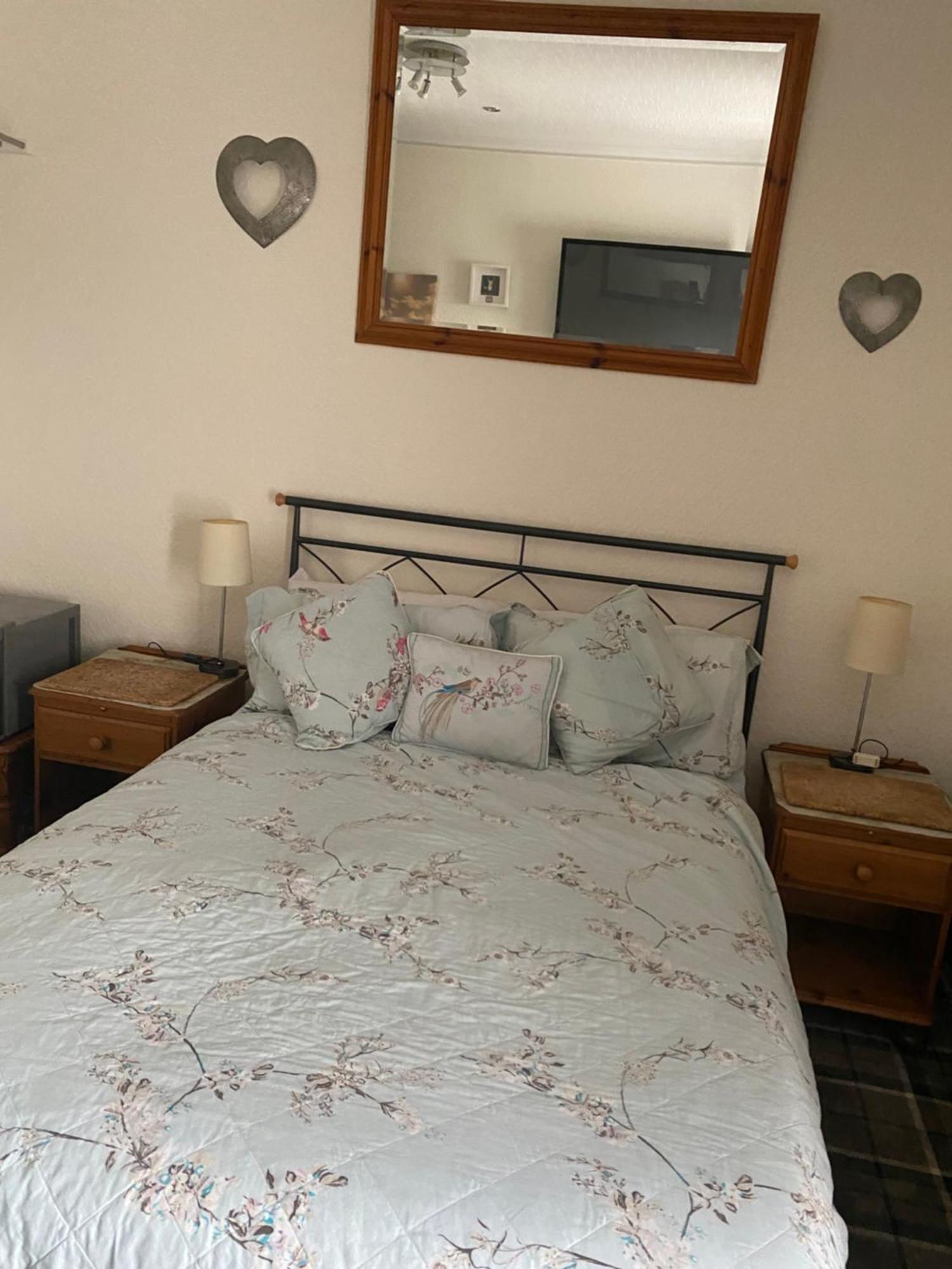 Cromarty View Guest House Accommodations & B&B Дингуолл Экстерьер фото